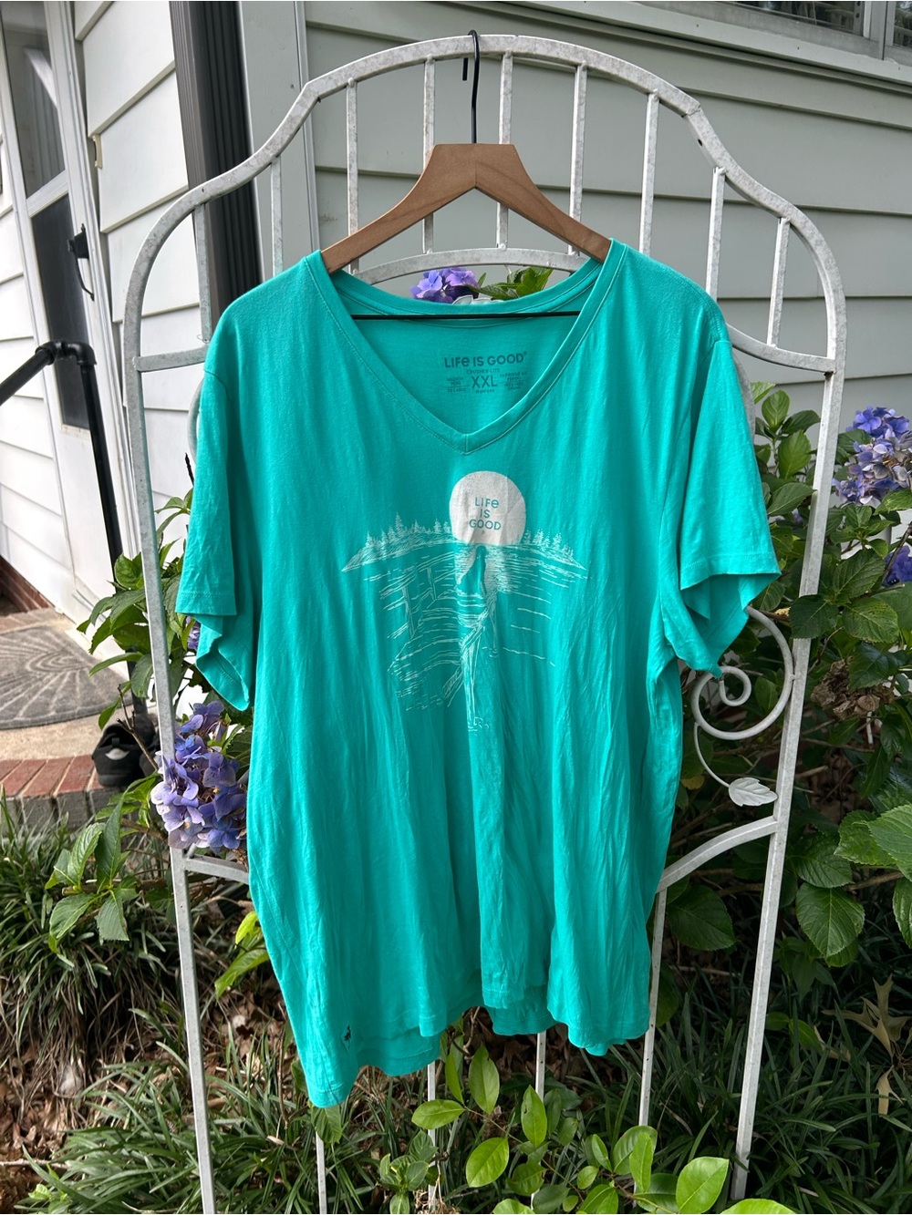 LIFE IS GOOD v-neck crusher lite tee size XXL mint green dog lake t shirt top